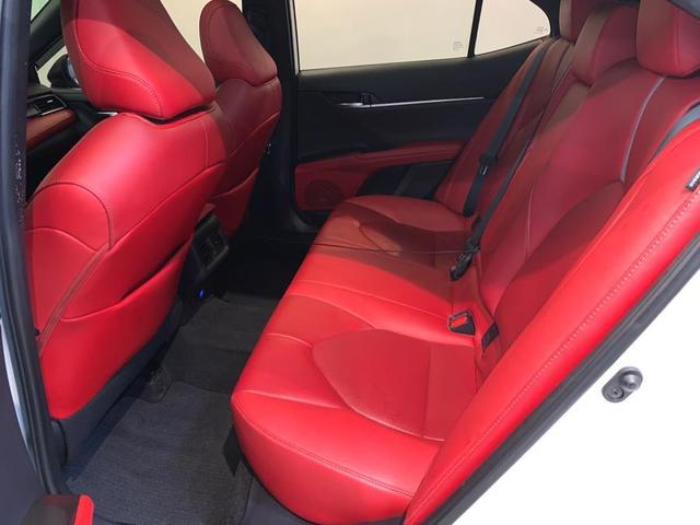 Photo of 2021 Wind Chill Pearl Toyota Camry