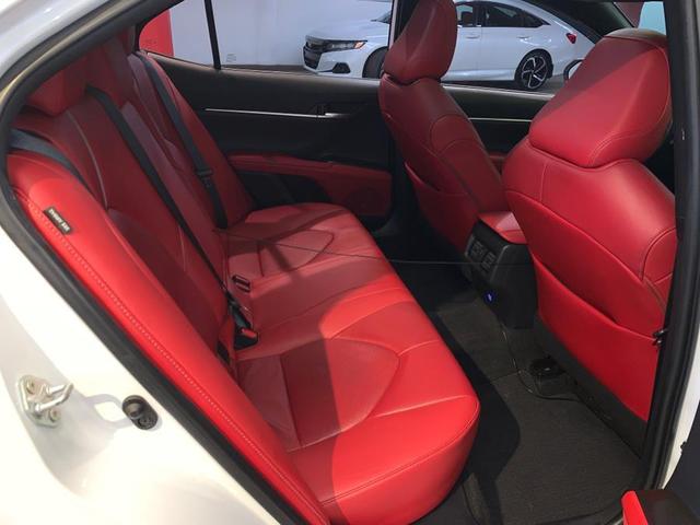 Photo of 2021 Wind Chill Pearl Toyota Camry