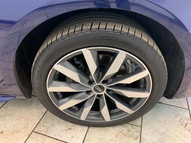 Photo of 2022 Navarra Blue Metallic Audi A4
