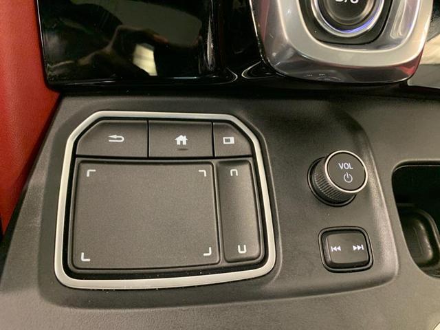Photo of 2023 Platinum White Pearl Acura MDX