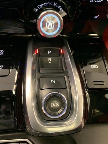 Photo of 2023 Platinum White Pearl Acura MDX