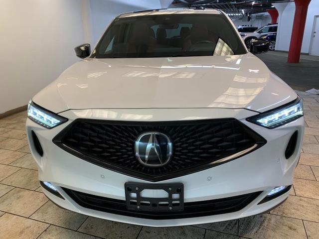 Photo of 2023 Platinum White Pearl Acura MDX
