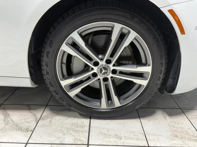 Photo of 2021 designo Diamond White Metallic Mercedes-Benz E-Class
