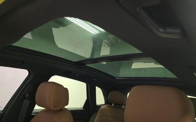 Photo of 2022 Navarra Blue Metallic Audi Q5