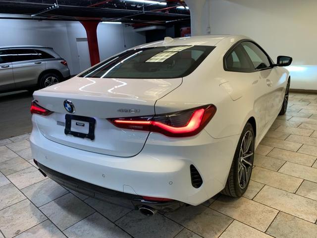 Photo of 2022 Alpine White BMW 430