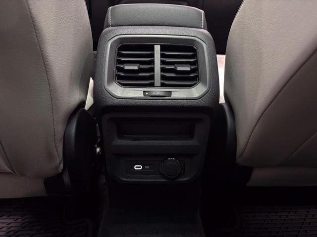 Photo of 2021 Pure White Volkswagen Tiguan