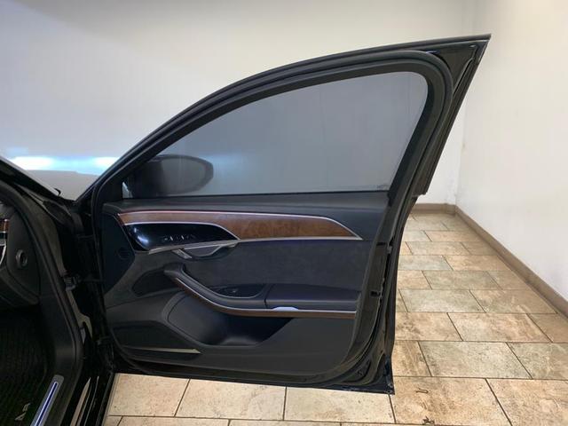 Photo of 2021 Mythos Black Metallic Audi A8
