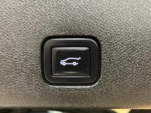 Photo of 2022 Satin Steel Metallic Cadillac XT6