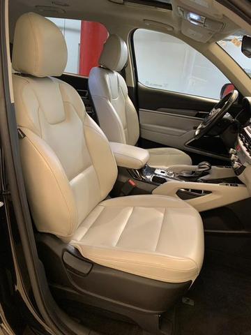 Photo of 2020 Ebony Black Kia Telluride
