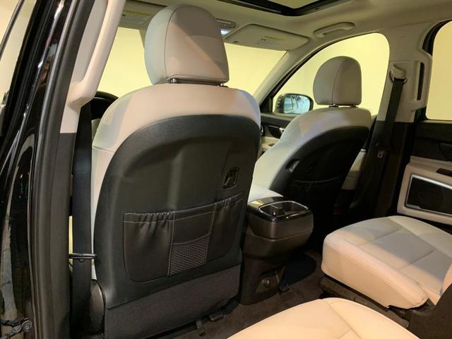 Photo of 2020 Ebony Black Kia Telluride