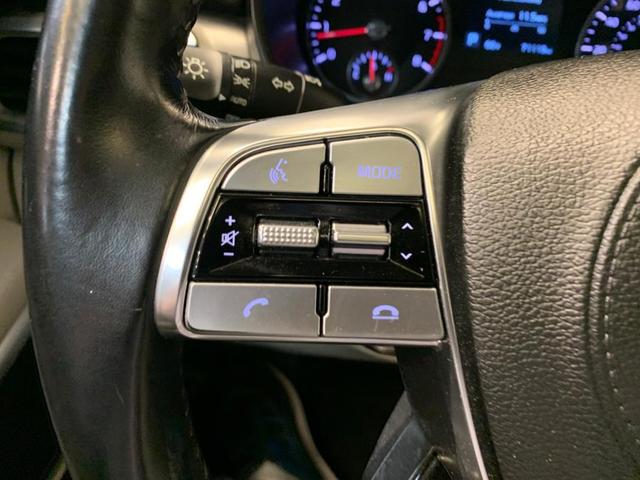 Photo of 2020 Ebony Black Kia Telluride