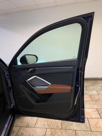 Photo of 2022 Navarra Blue Metallic Audi Q3