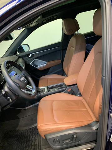 Photo of 2022 Navarra Blue Metallic Audi Q3