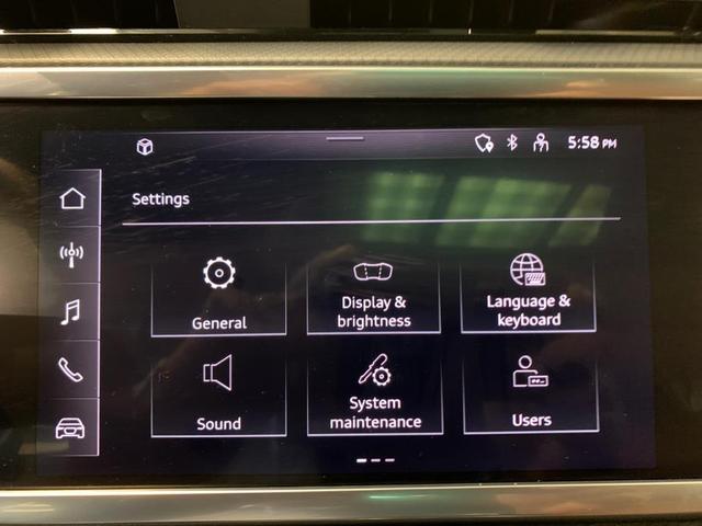 Photo of 2022 Navarra Blue Metallic Audi Q3