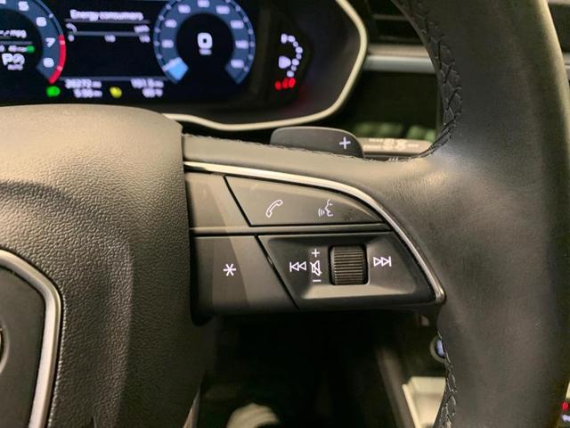 Photo of 2022 Navarra Blue Metallic Audi Q3