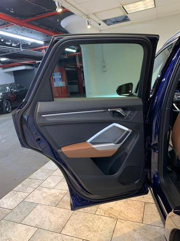 Photo of 2022 Navarra Blue Metallic Audi Q3
