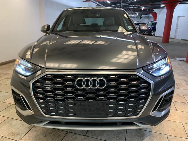 Photo of 2022 Daytona Gray Pearl Effect Audi Q5