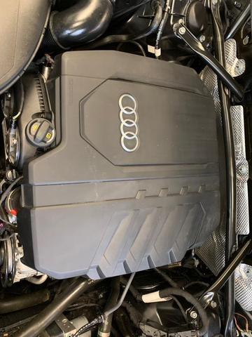 Photo of 2022 Daytona Gray Pearl Effect Audi Q5