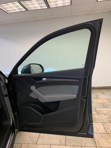 Photo of 2022 Daytona Gray Pearl Effect Audi Q5