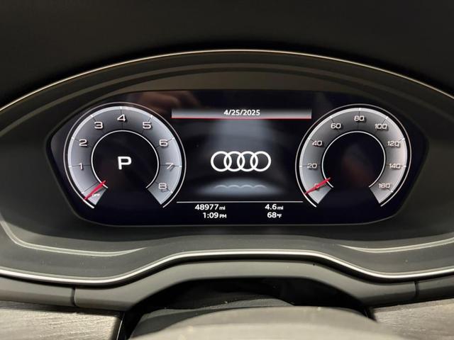 Photo of 2023 Florett Silver Metallic Audi Q5