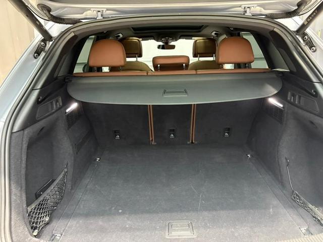 Photo of 2023 Florett Silver Metallic Audi Q5