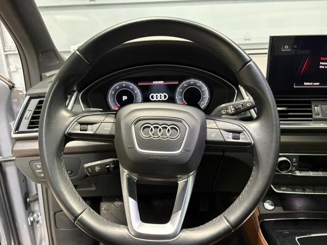 Photo of 2023 Florett Silver Metallic Audi Q5