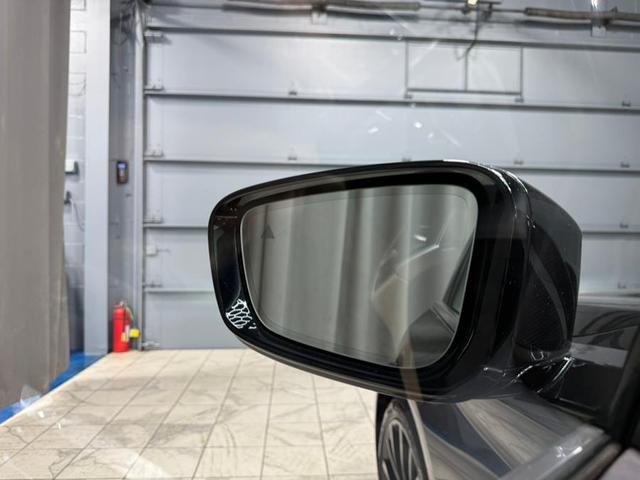 Photo of 2022 Black Sapphire Metallic BMW 530