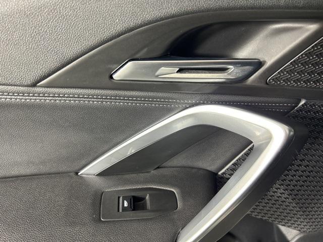 Photo of 2023 Mineral White Metallic BMW X1