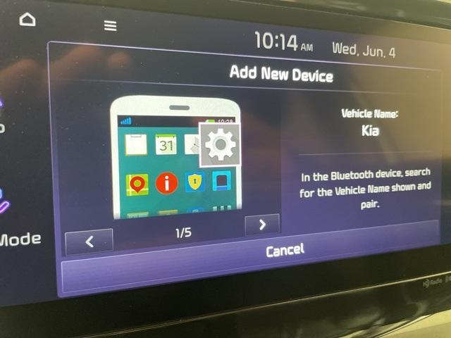 Photo of 2023 Glacial White Pearl Kia Sorento