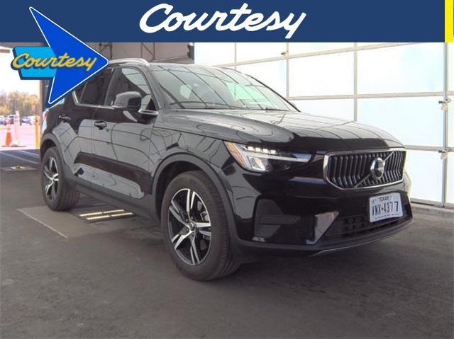 2025 Volvo XC40