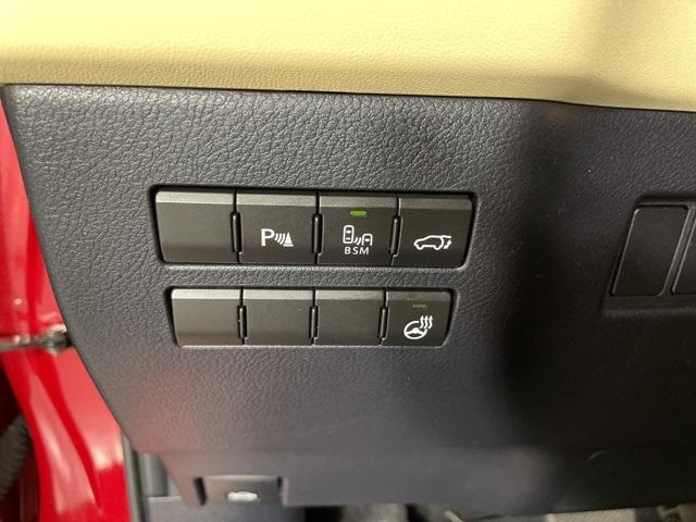 Photo of 2016 Matador Red Mica Lexus NX 300h