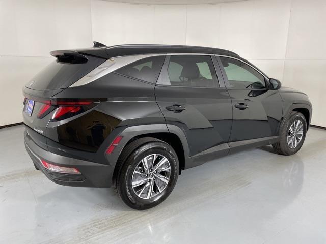 Photo of 2024 Phantom Black Hyundai TUCSON Hybrid