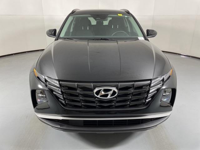 Photo of 2024 Phantom Black Hyundai TUCSON Hybrid