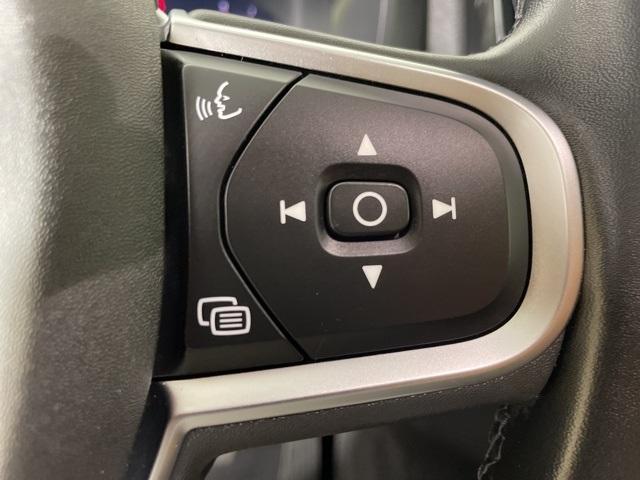 Photo of 2025 Bright Volvo XC60