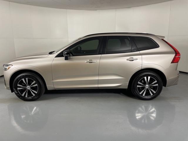 Photo of 2025 Bright Volvo XC60