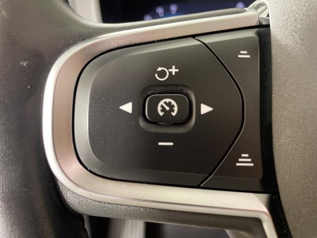 Photo of 2025 Bright Volvo XC60