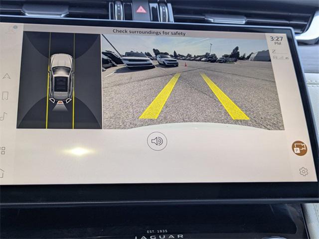 Photo of 2023 White Jaguar F-PACE
