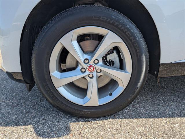 Photo of 2023 White Jaguar F-PACE