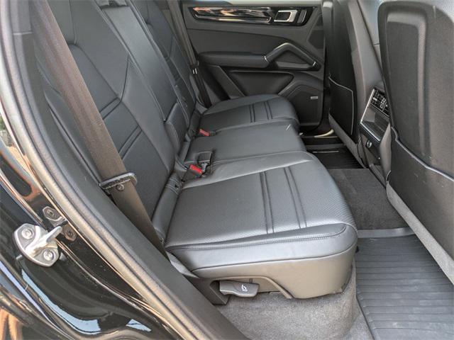 Photo of 2022 Black Porsche Cayenne