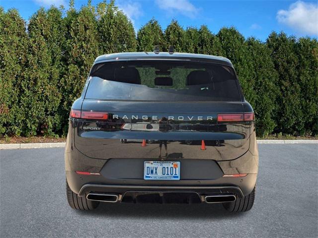 Photo of 2024 Santorini Black Metallic Land Rover Range Rover Sport