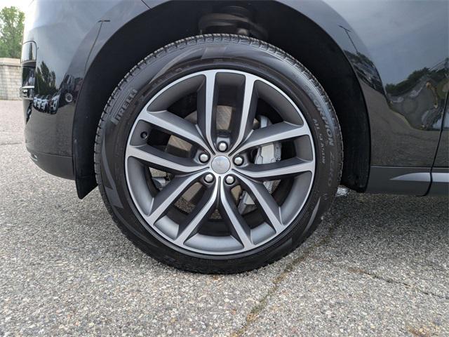 Photo of 2023 Santorini Black Metallic Land Rover Range Rover Sport