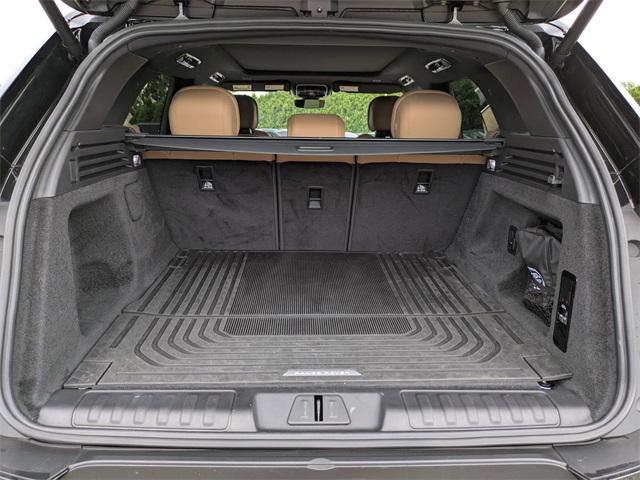 Photo of 2023 Santorini Black Metallic Land Rover Range Rover Sport