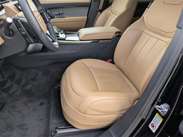 Photo of 2023 Santorini Black Metallic Land Rover Range Rover Sport