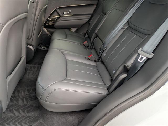 Photo of 2024 Fuji White Land Rover Range Rover Sport