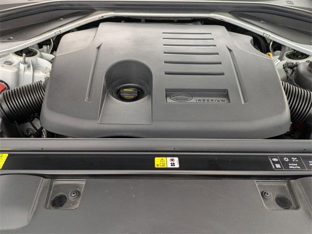 Photo of 2024 Fuji White Land Rover Range Rover Sport