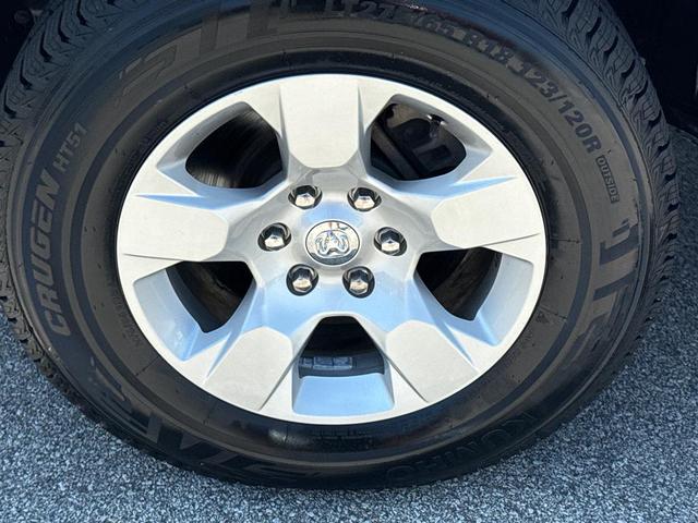 Photo of 2022 Bright White RAM 1500