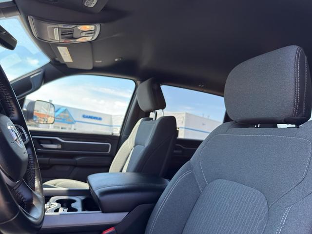 Photo of 2022 Bright White RAM 1500