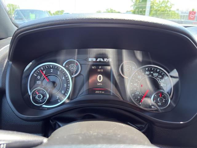 Photo of 2022 Bright White RAM 1500