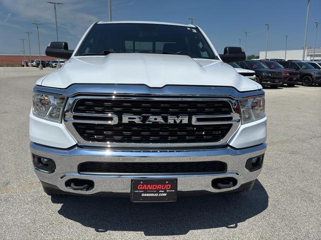 Photo of 2022 Bright White RAM 1500