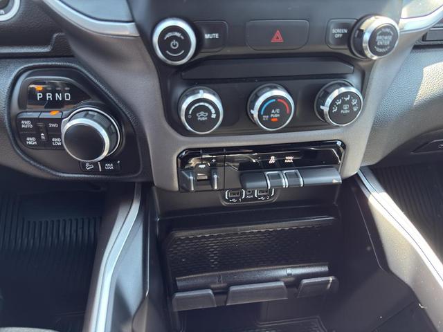 Photo of 2022 Bright White RAM 1500